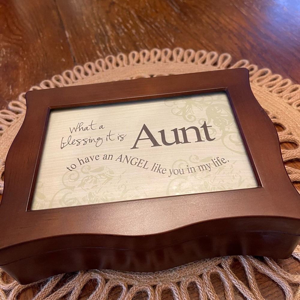 Brown Wooden Aunt/Customizable Picture Frame Jewelry Box